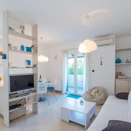 Apartments Keran Sukošan Екстериор снимка
