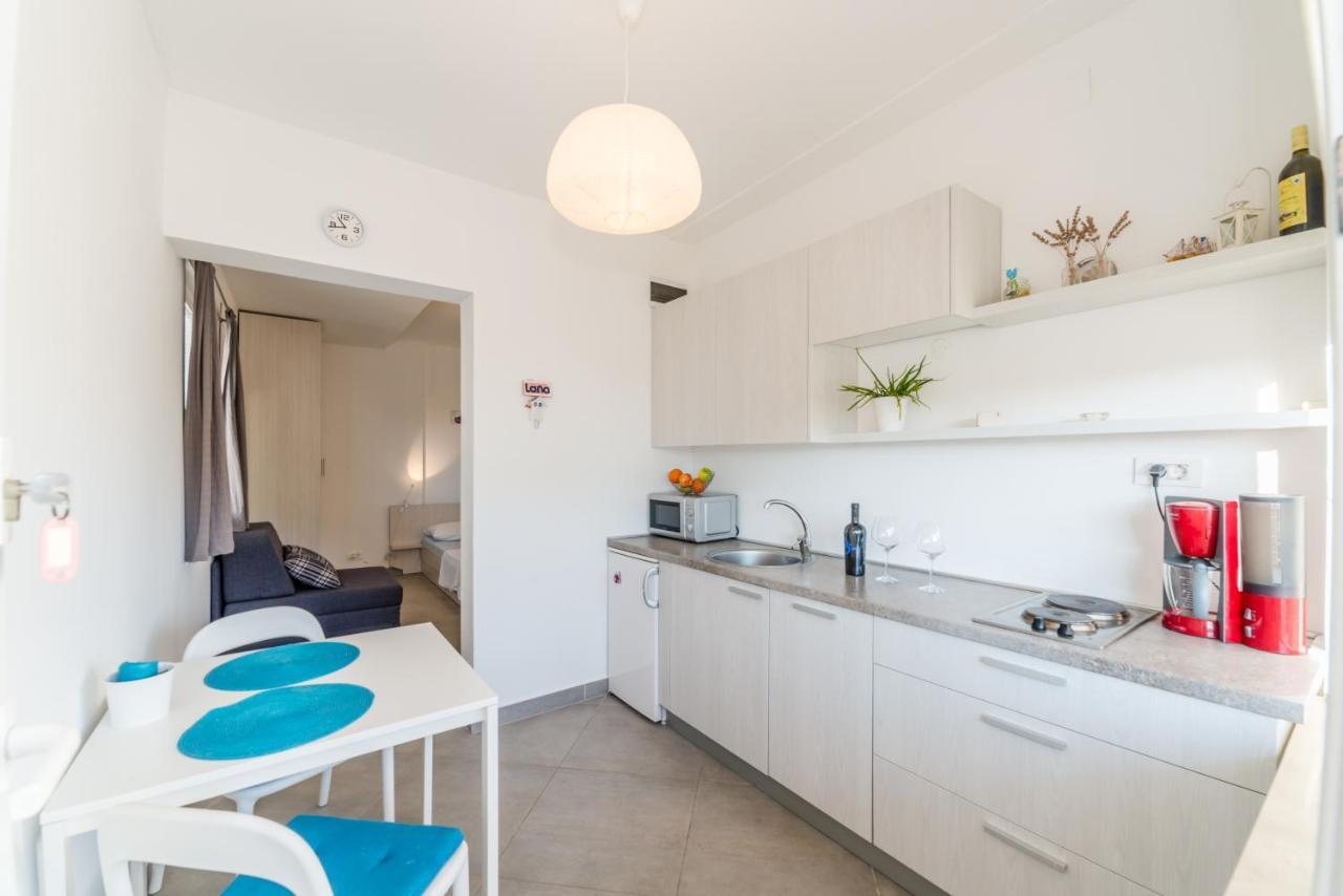 Apartments Keran Sukošan Екстериор снимка