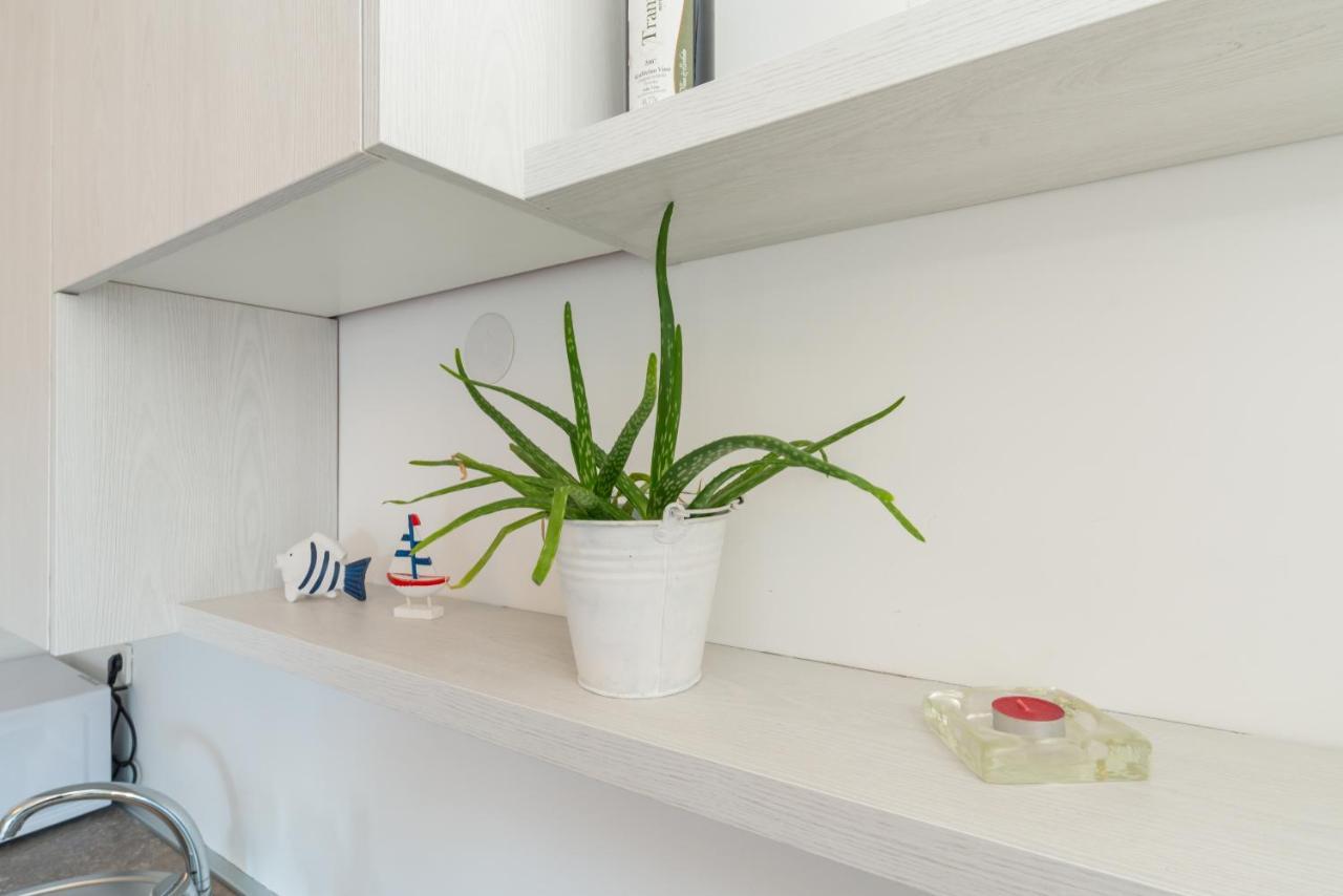 Apartments Keran Sukošan Екстериор снимка